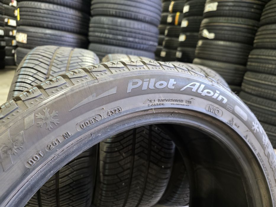 255/45/19 MICHELIN 4бр