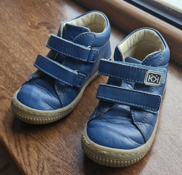 Детски кожени обувки