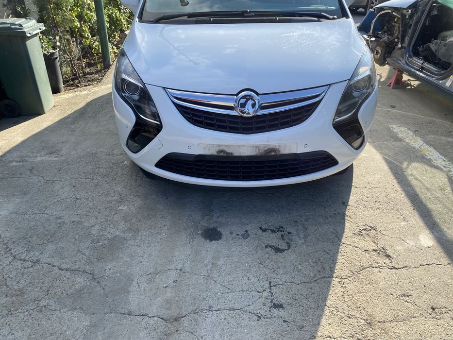 Capotă motor Opel Zafira C 2014