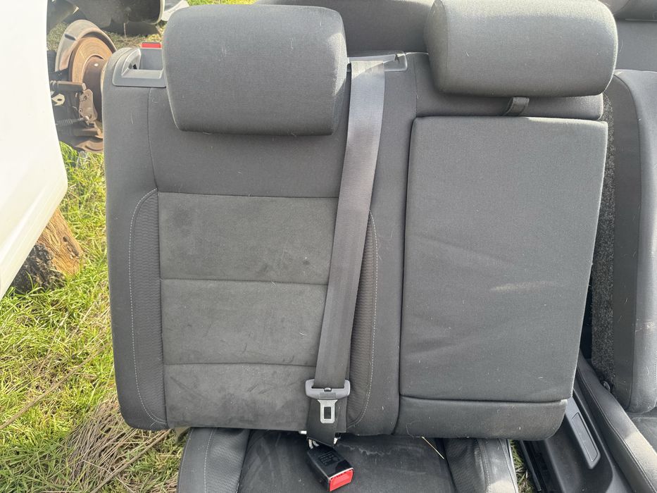 Салон за Голф 6 ( две врати )