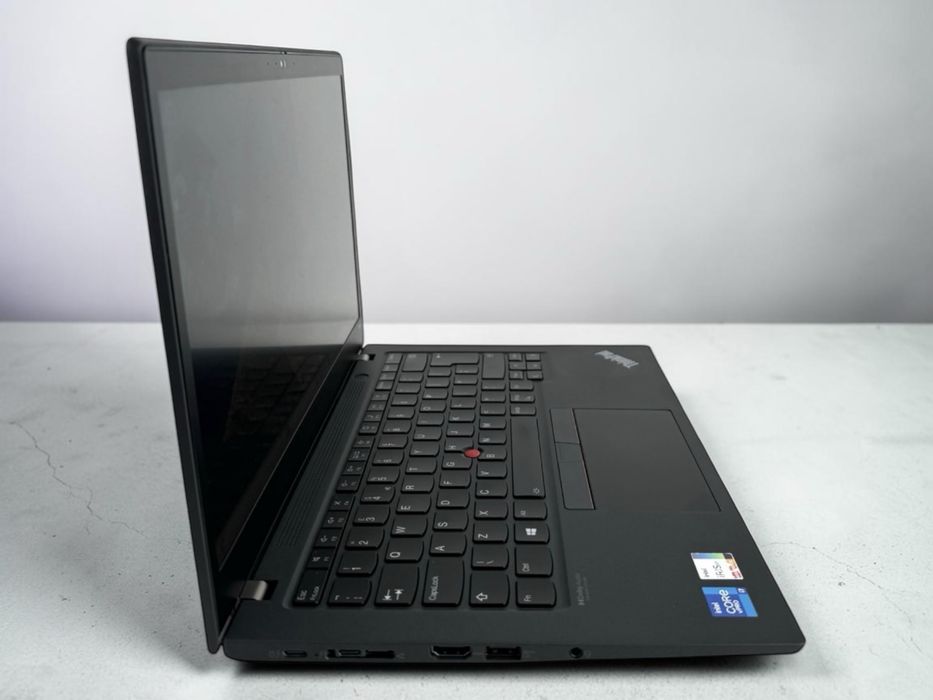 Lenovo ThinkPad T14s Gen 2 14' FHD i7-1185G7 32GB 512GB Xe Graphics