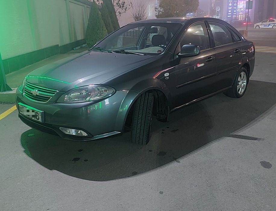 Chevrolet Lacetti 1.5 full комплектация