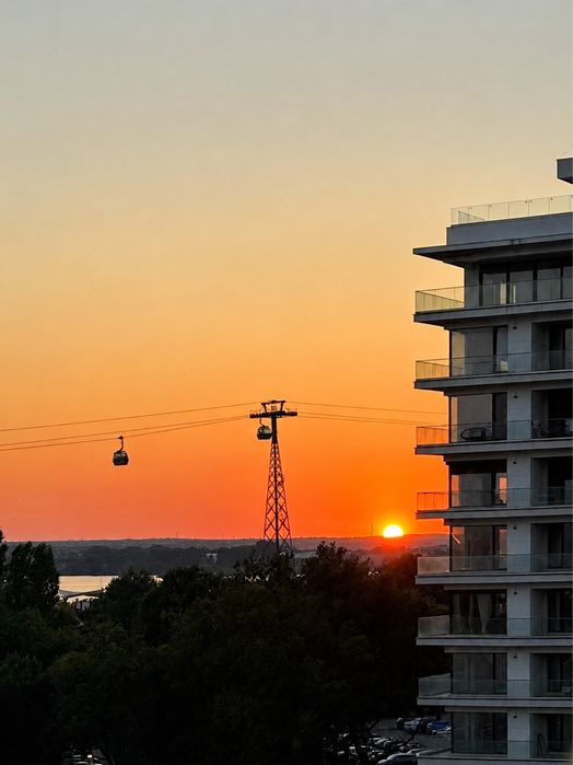 În fiecare dimineață, Marea Neagră în fața ta | Apartament premium 2 camere | Parcare subterană | Mamaia zona Teatrul de Vară