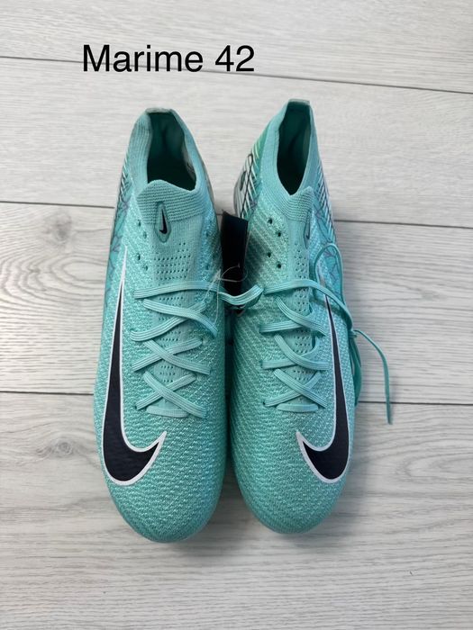 Ghete fotbal Nike