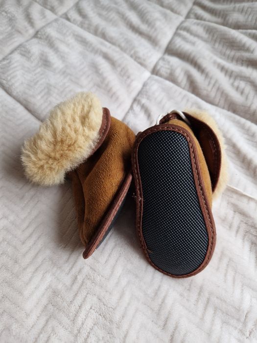 Бебешки пантофки