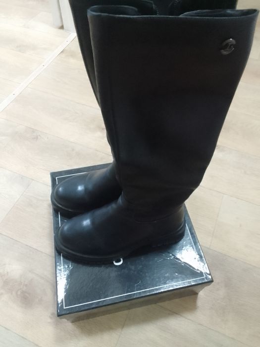 Мода и стиль, женская одежда, зимние сапоги