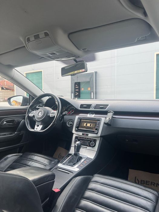 VW Passat CC R-Line 2.0 TDI DSG Distronic FrontAssist 2012