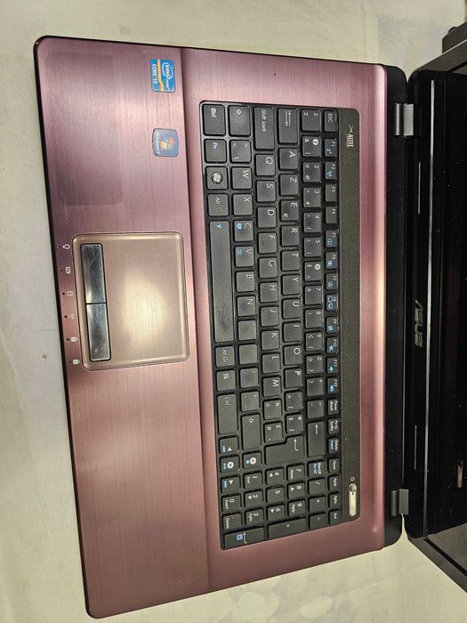 Defect Laptop 17.3" ASUS X73E (K73E), Intel Core i3, Display HD+, Tastatură AZERTY, Sunet Altec Lansing dezmembrez