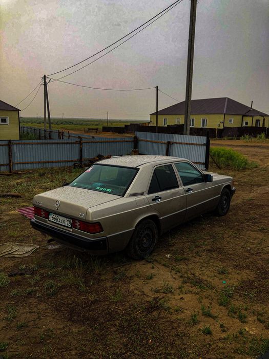 Продам обмен мерс 190