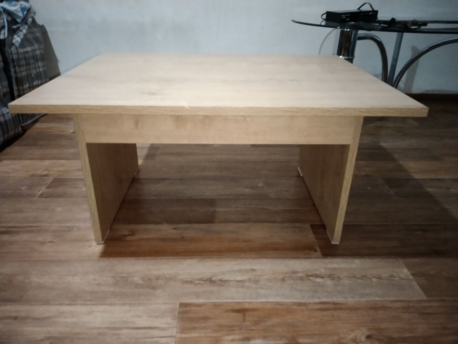 Продам стол для ноутбука