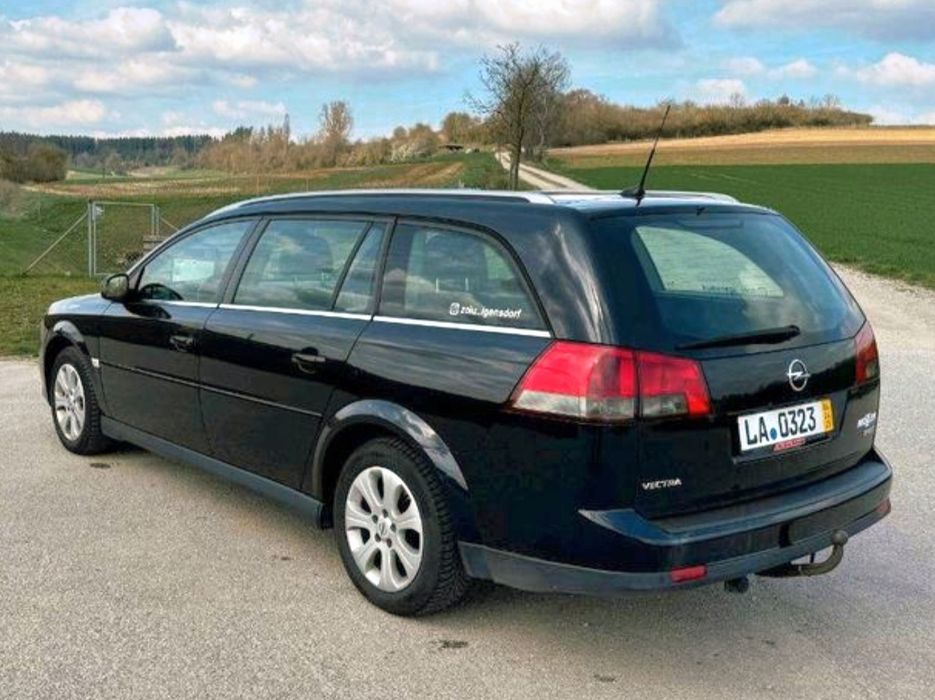 Opel Vectra 1.9 CDTI 2008 150 cai