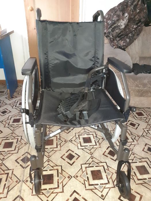 Продам вертикализатор и коляску