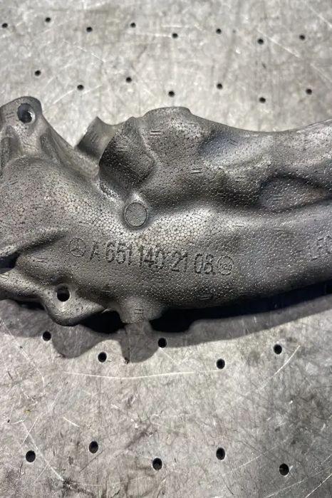 Corp EGR A 651 140 21 08 Mercedes-Benz Sprinter 2011
