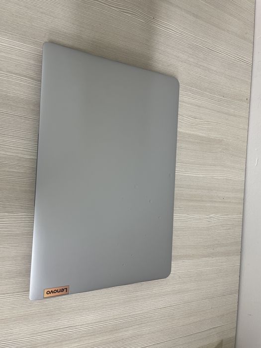 Ноутбук Lenovo Celeron N4020