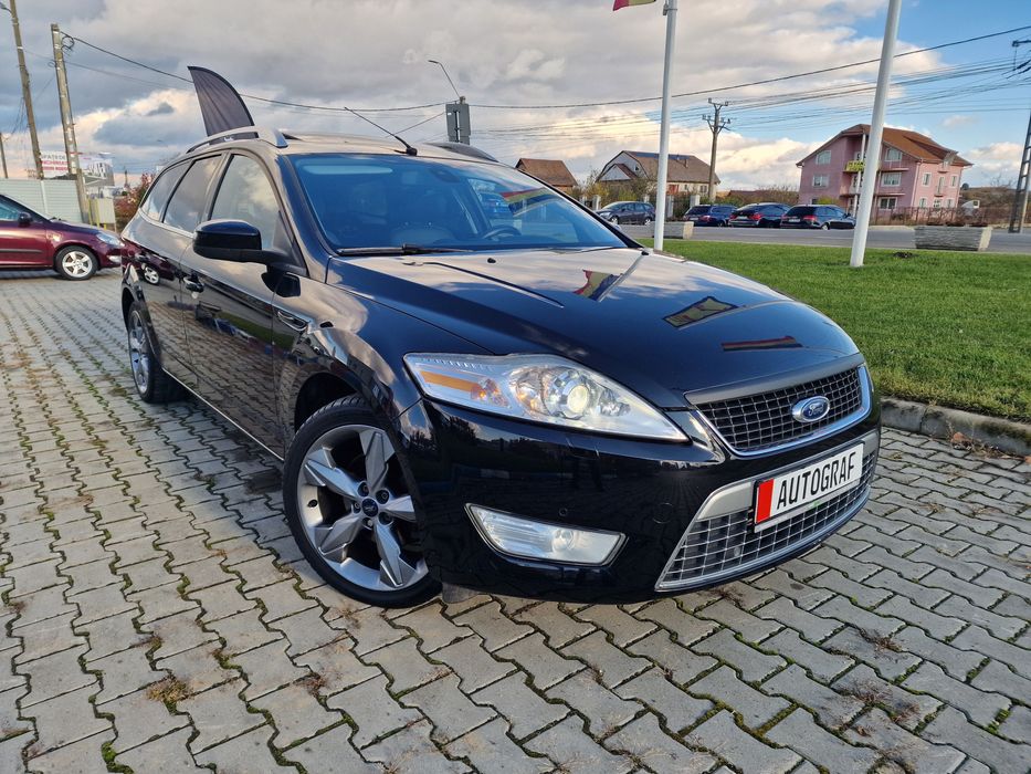 Ford Mondeo 2.0EcoBOOST 203CP-Titanium-Automatic-Xenon-Piele-Navigatie