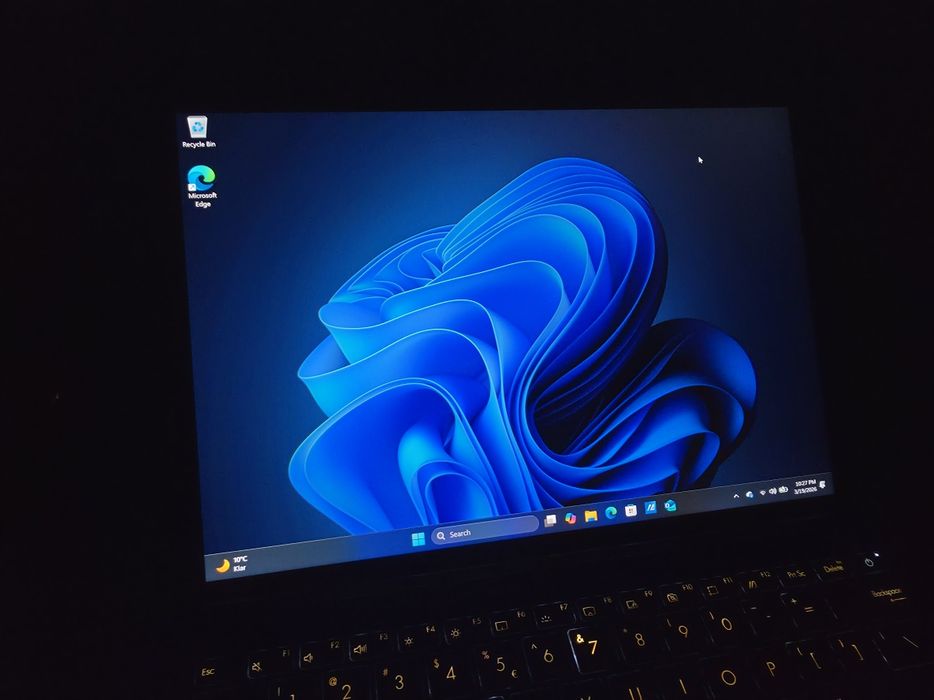 Laptop Asus Zenbook S UX393EA