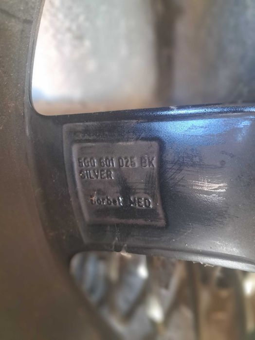 JANTE R18 Originale 5G0601025AG / BK - Model Cadiz - VW Golf 7 R Line