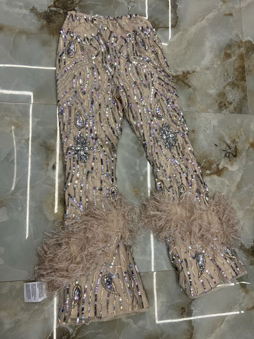Pantaloni asos cu aplicatii . Siperbi