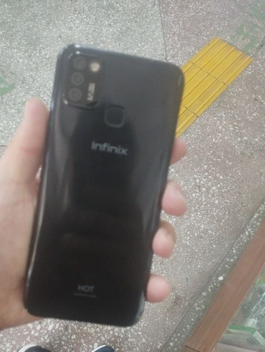 Продам Infinix HOT 10