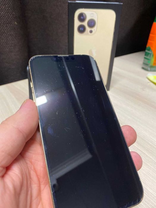 Продам iPhone 13Pro