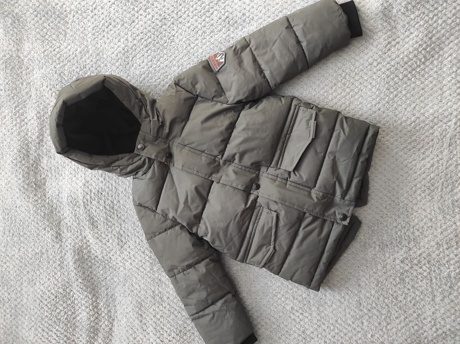 Продам куртку демисезонную для мальчика осень весна 104 3-4 года