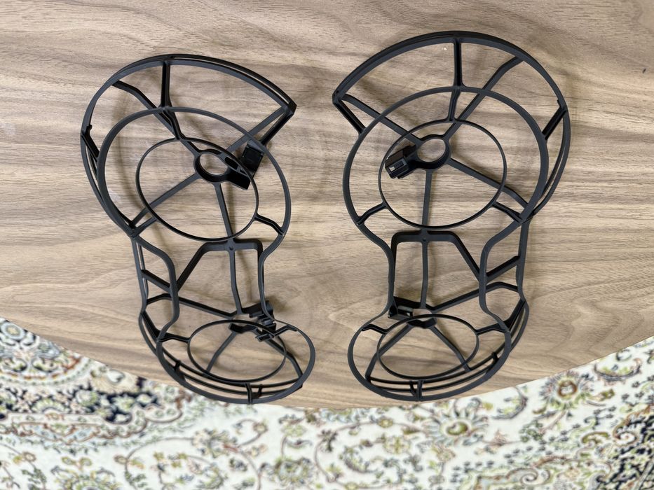 Продается дрон diji mini 2  combo AERIAL CAMERA BUNDLE