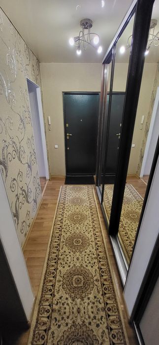 Сдаётся 1-комн. квартира в центре.