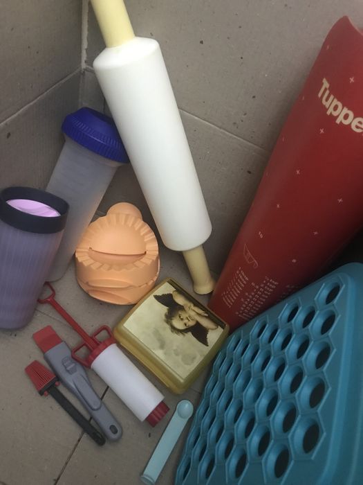 Коробка с Tupperware все за 12000тг