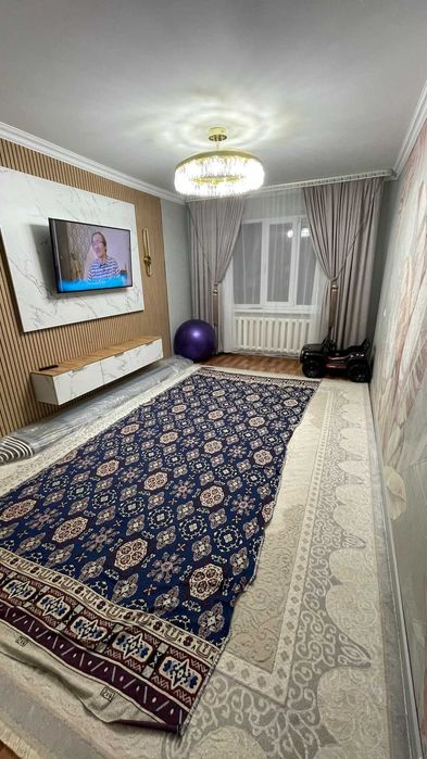 Продам 3 комнатную на 11 микрорайоне