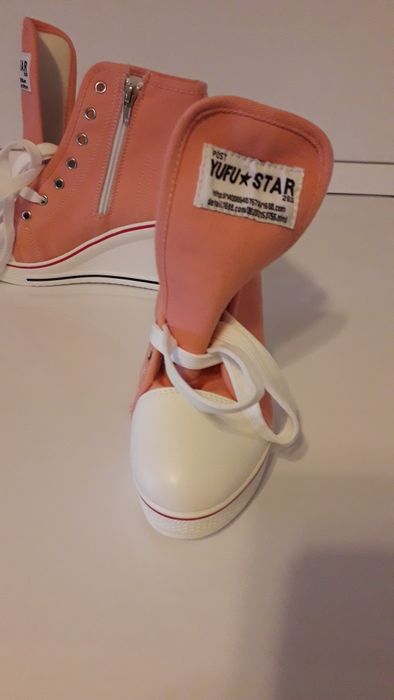 Продам ботиночки