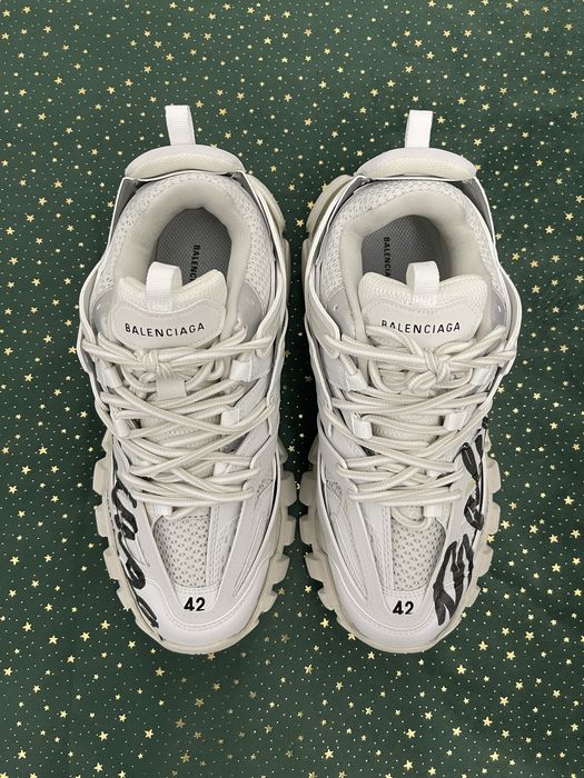 Balenciaga Track Signature