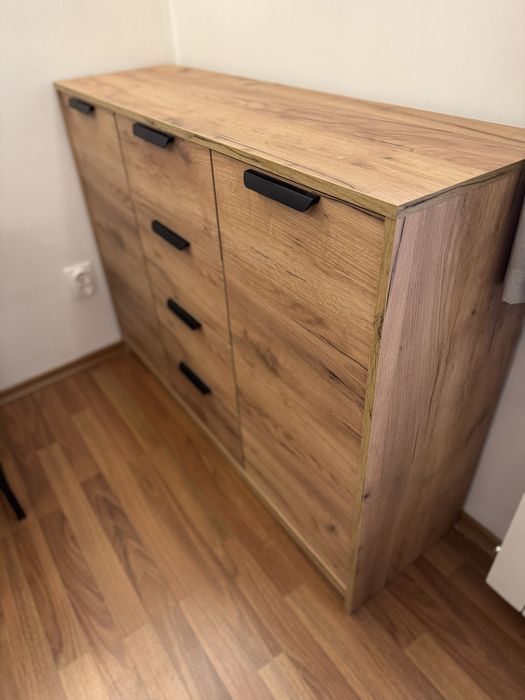 Скрин с чекмеджета