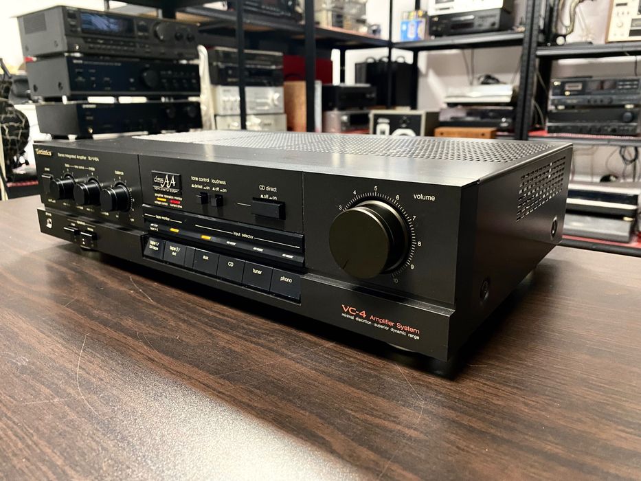 Усилвател Technics