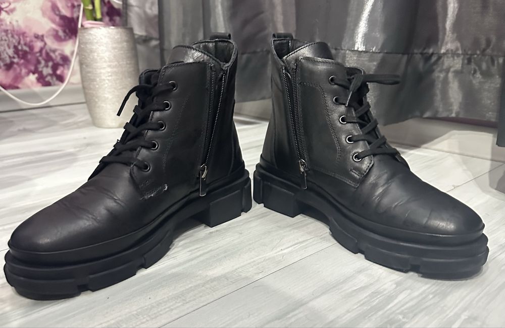 Черни боти естествена кожа 38 номер