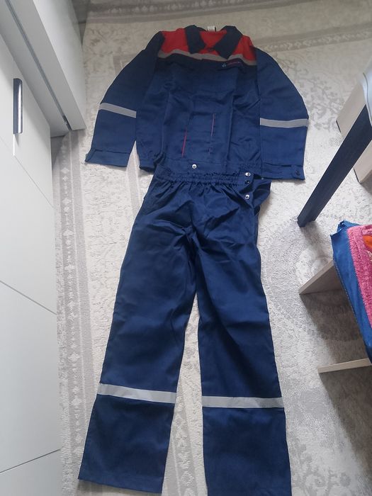 Продам спец одежда зимний размер52