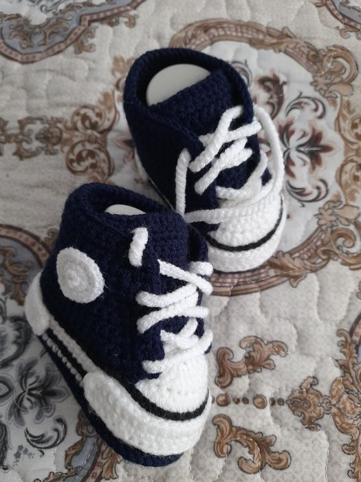 Вязаные вещи для новорождённых