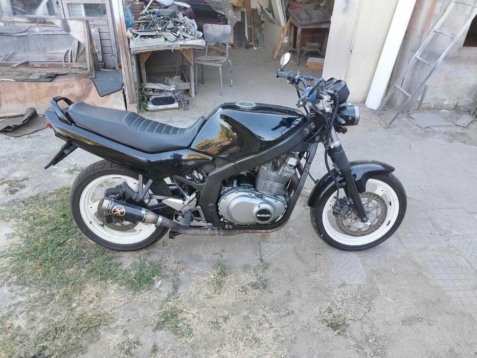 Мотоциклет Suzuki GS 500 E