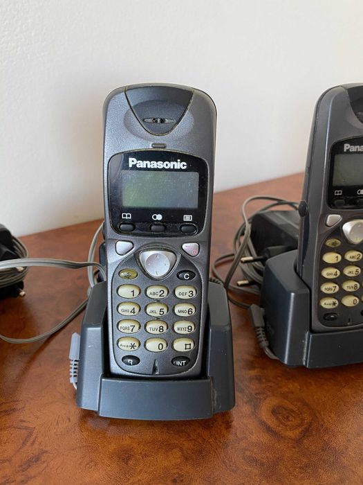 Безжични DECT телефони