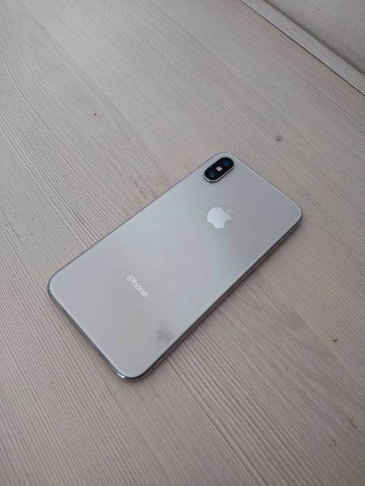 iPhone X 64GB — заблокирован iCloud

Продаётся iPhone X. Телефон забло