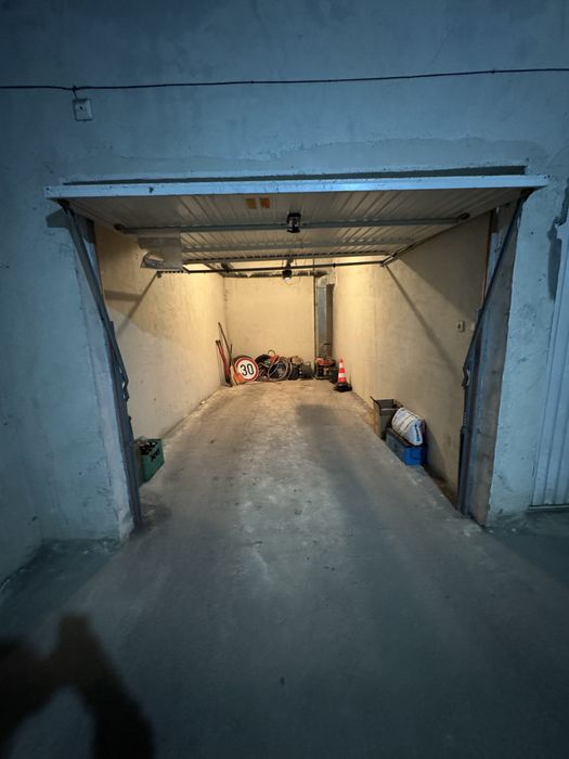 Дава се под наем Гараж / Паркомясто в София, Връбница 2 - 18 кв.м за 127.5 € - Снимка #2