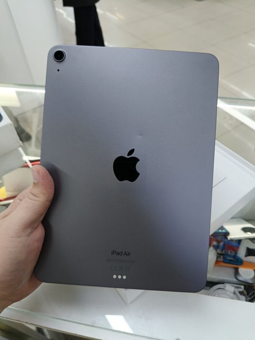 Срочно iPad Air 5 64гб