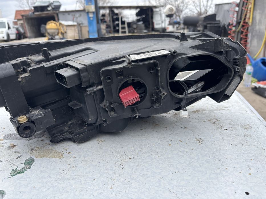 Ляв фар за VW Passat b8
