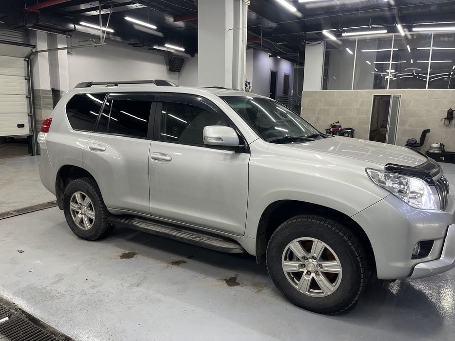 Продам диски с шиной прадо