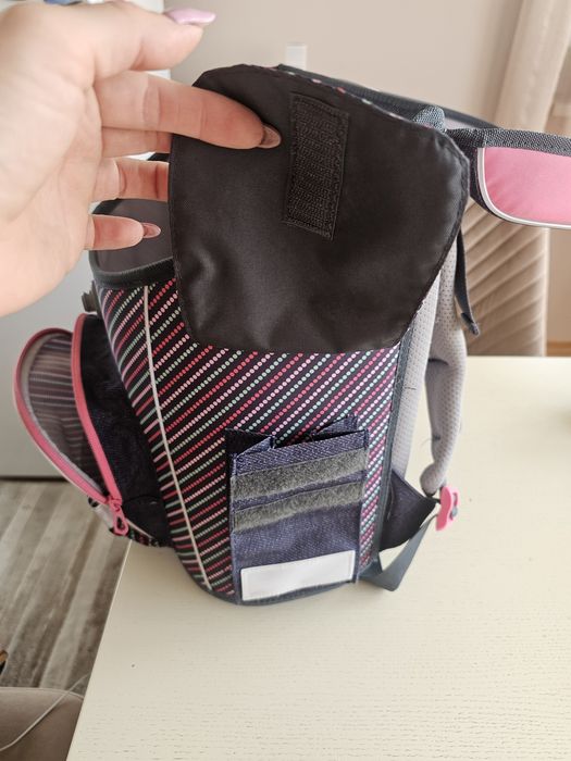 Ученическа раница Ars Una Think Pink - Compact.