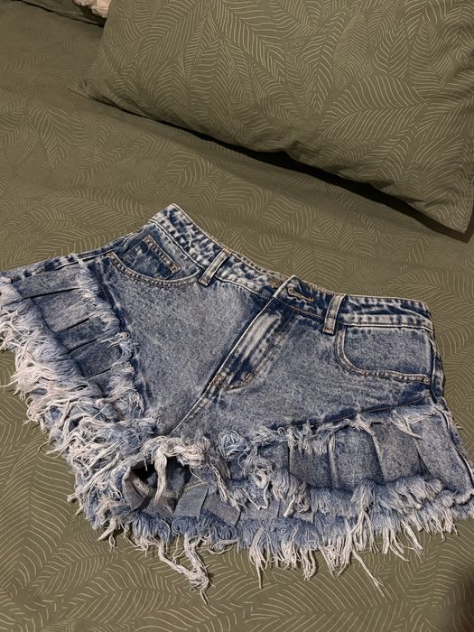 Чисто нови къси дънки