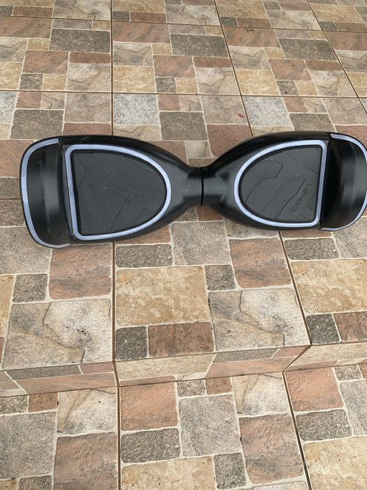 Hoverboard electric cu lumini