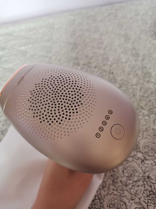 Фотоепилатор Philips Lumea SC1998/00