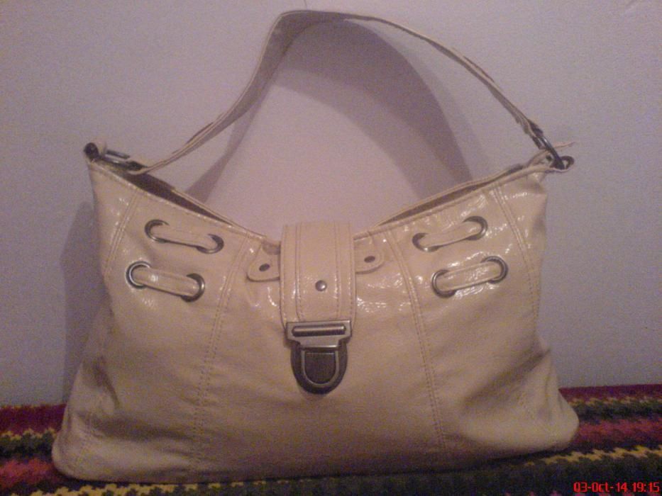 posete  ,mini calculatoare , suport acte