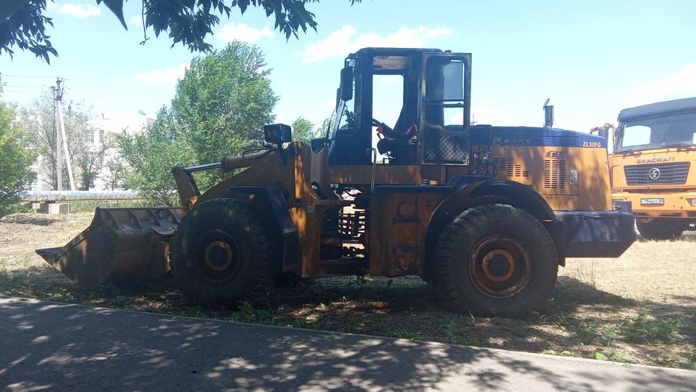 Продаю погрузчик в отличном состоянии