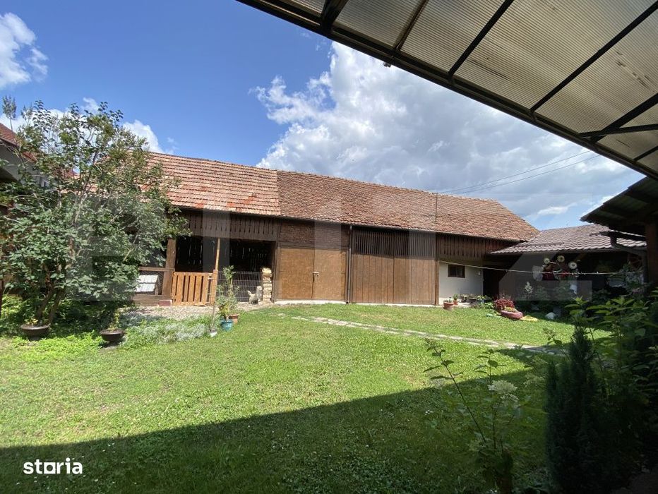 Casa de vanzare, 3 camere, 150 mp, 3.687 mp teren - Livezile